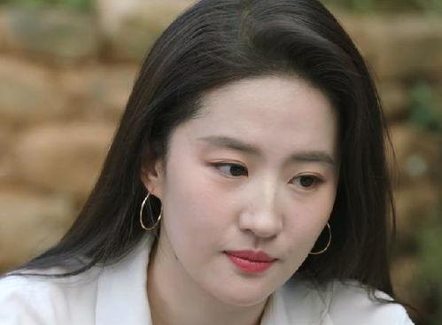 圈内爆料李现和刘亦菲,娱乐圈新恋情曝光？  第3张